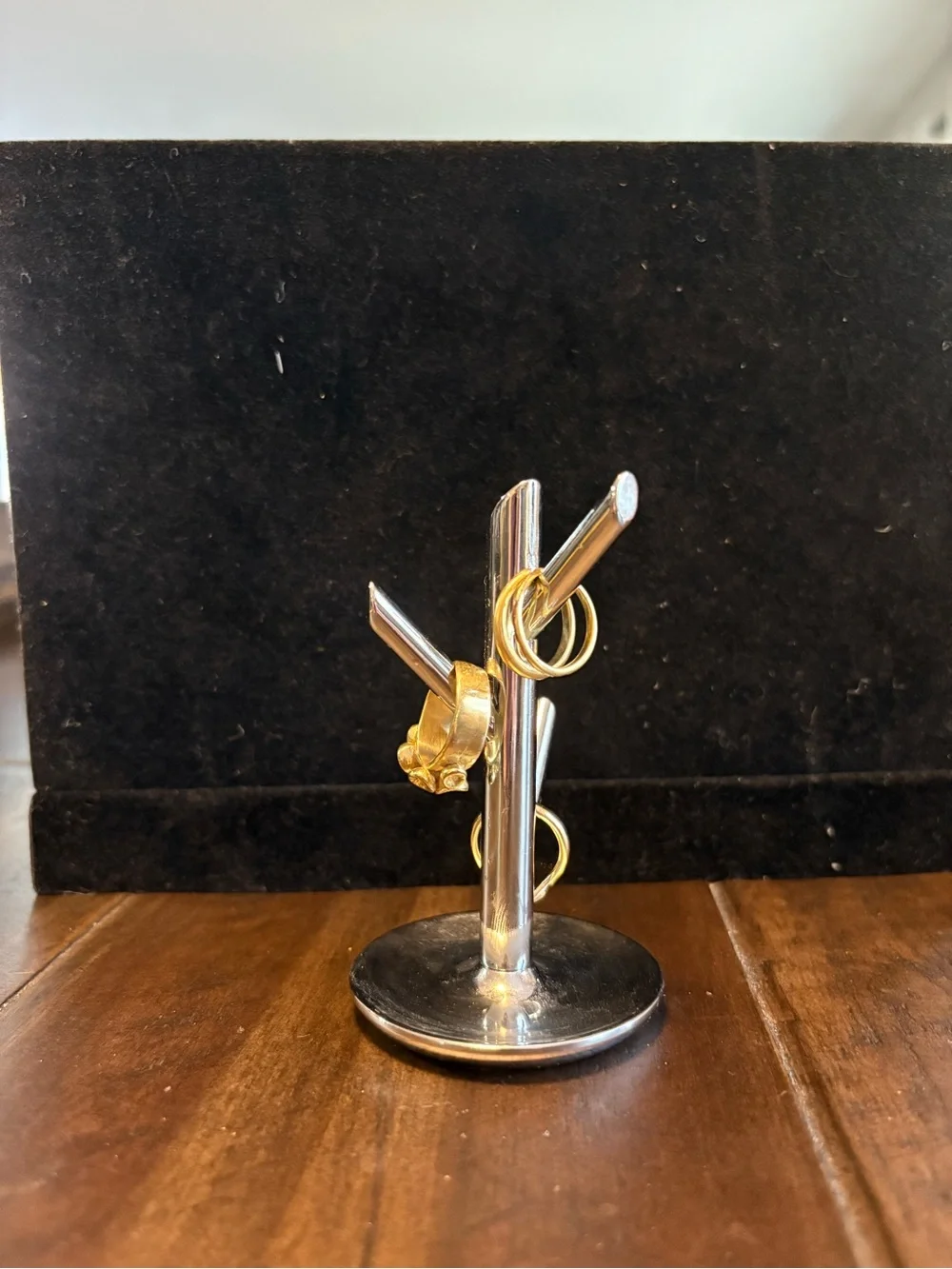 Umbra Silver Metal Jewelry/Ring Tree Holder